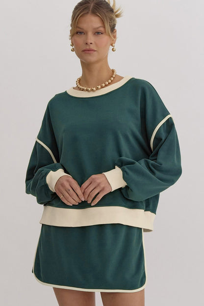 Evergreen Color Contrast Loose Pullover and Lace-up Waist Skort Set